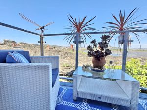 Photo 22- click for photo gallery